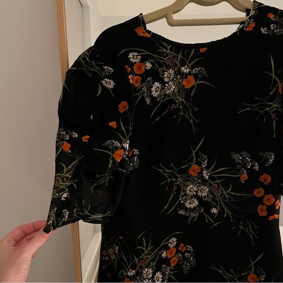 NWT Reformation Addaline Dress in Robyn print size 0 - Picture 4 of 7